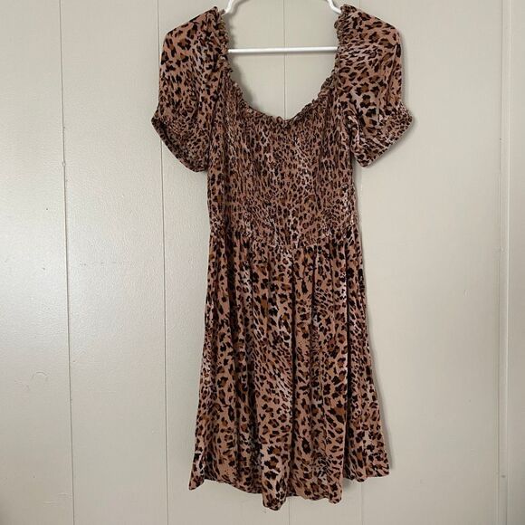 Express Leopard Print Dress Small Smocked Puff Sleeve Fit & Flare Brown Animal P - Picture 2 of 7